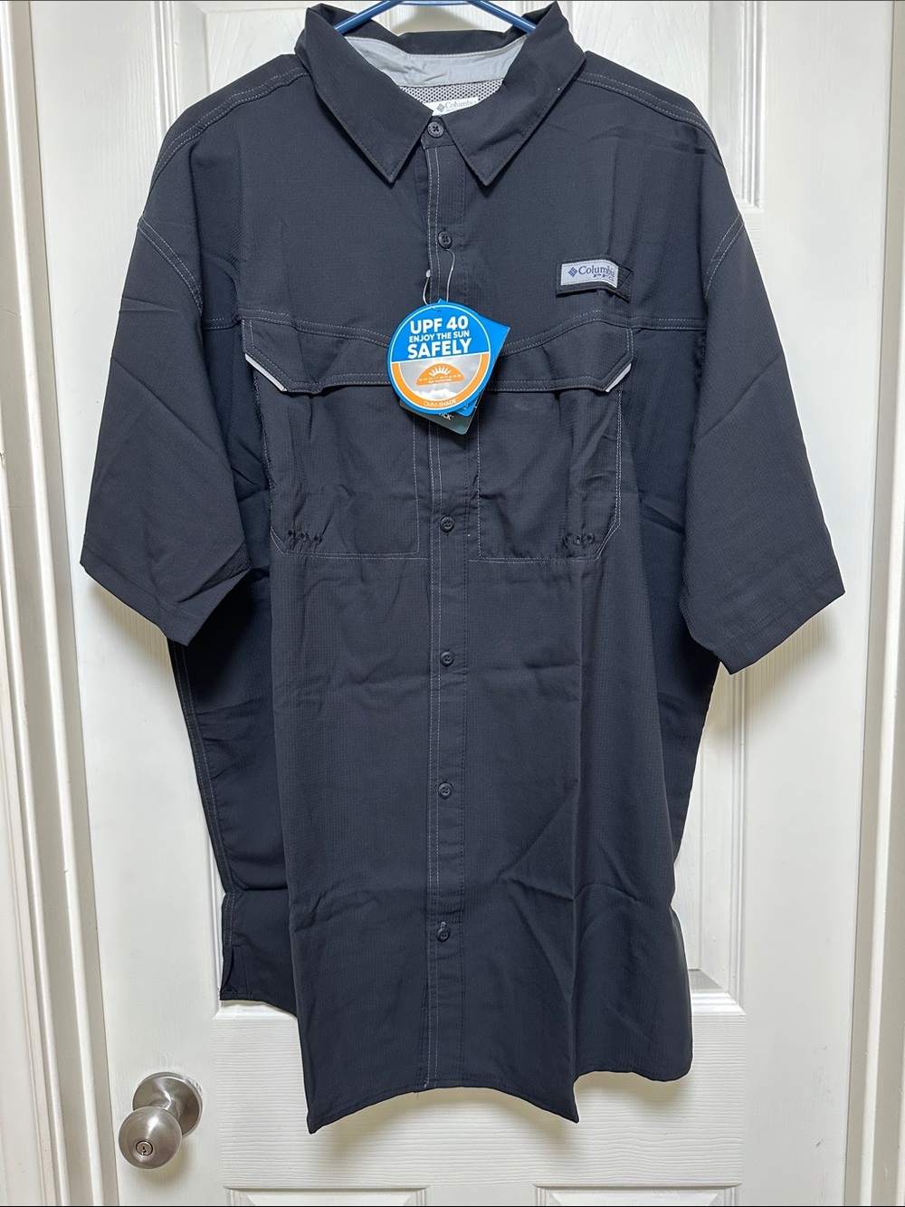 Columbia Low Drag Offshore Men’s Short Sleeve Button-Down Shirt - Black